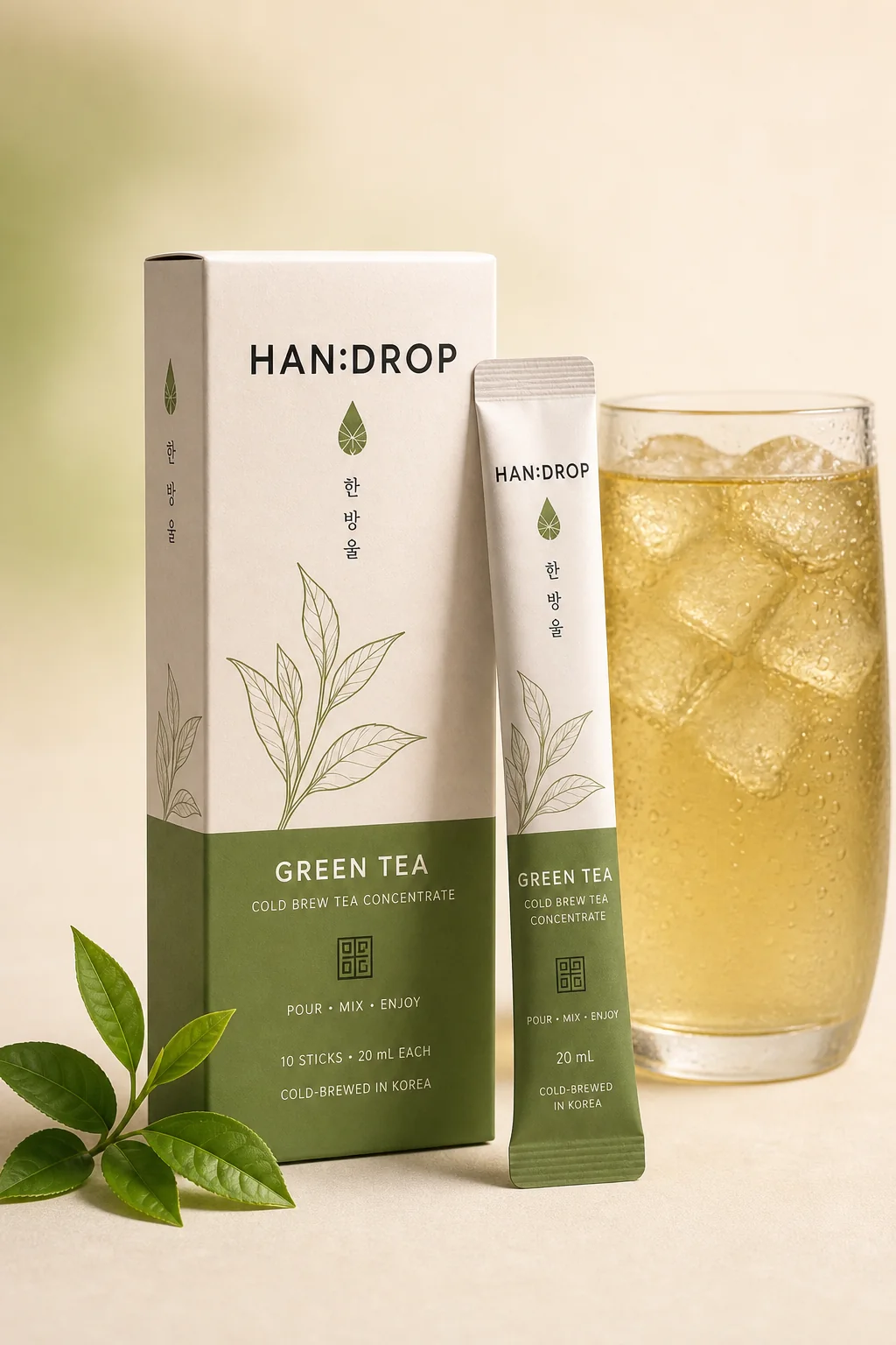 HAN:DROP Green Tea carton, stick and prepared drink